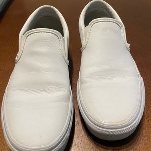 Vans all white leather 9W